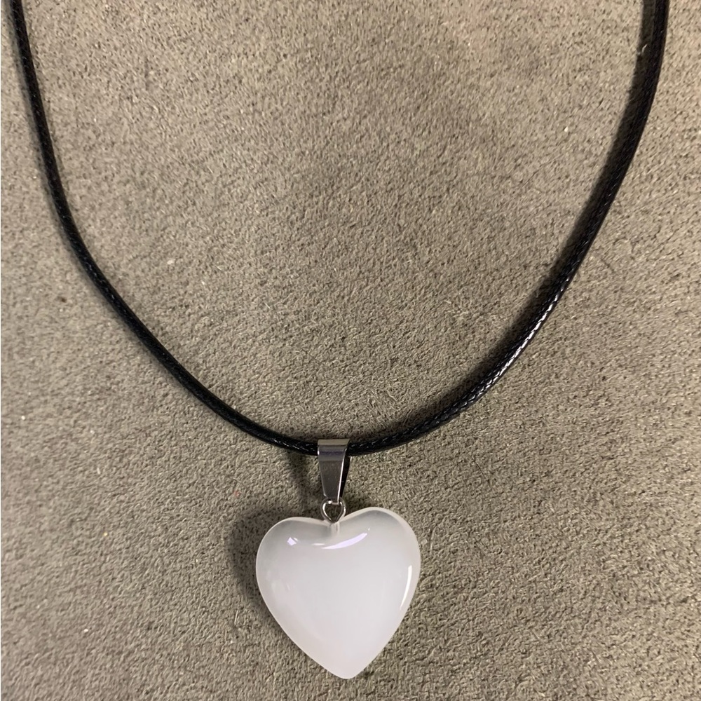 Elegant White Heart Pendant Necklace